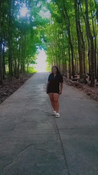 Jana, 23