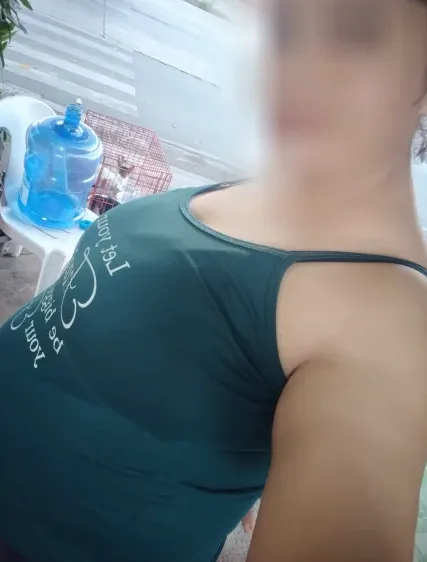 Jasmin, 29