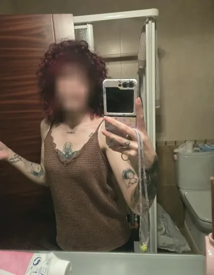 Juliane, 36