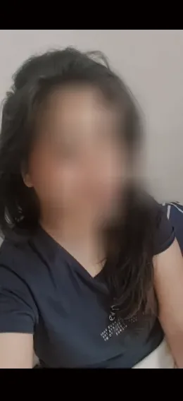 Lara, 31