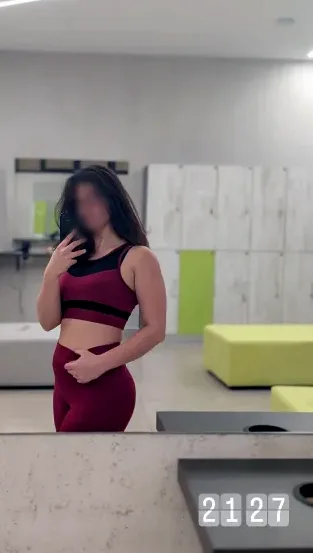 Romy, 28